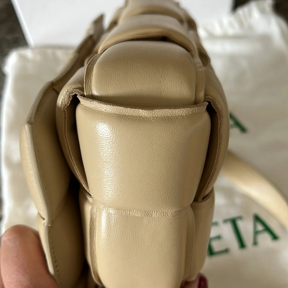 🎉Host Pick!🎉Bottega Veneta Padded Cassette Crossbody - Picture 13 of 16